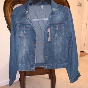 ⭐️Women’s Denim Jacket